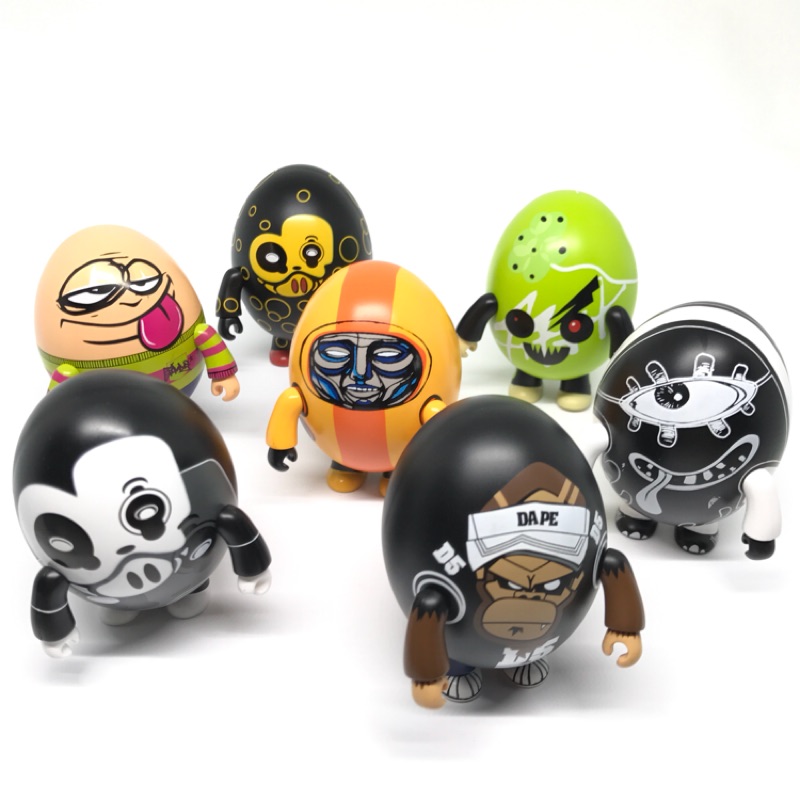 Toy2R Qee collection Egg 蛋型聯名限量公仔| 蝦皮購物