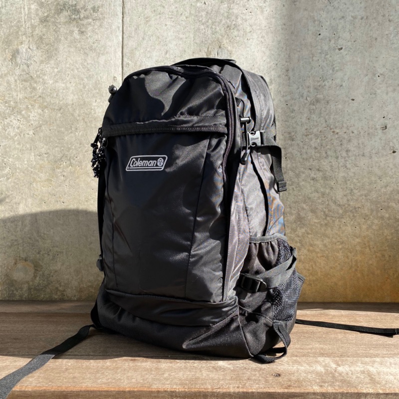 XENO Coleman walker 33L backpack 33