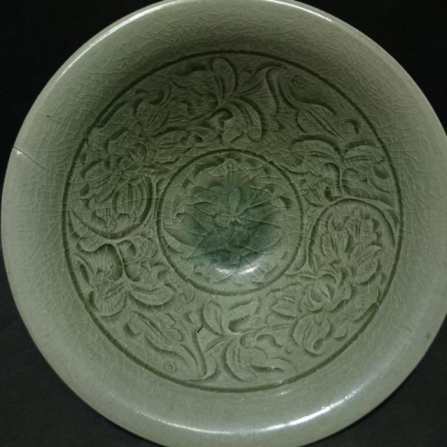 芸能人愛用 宋 越州窯 小碗 刻花紋 研が 工芸品