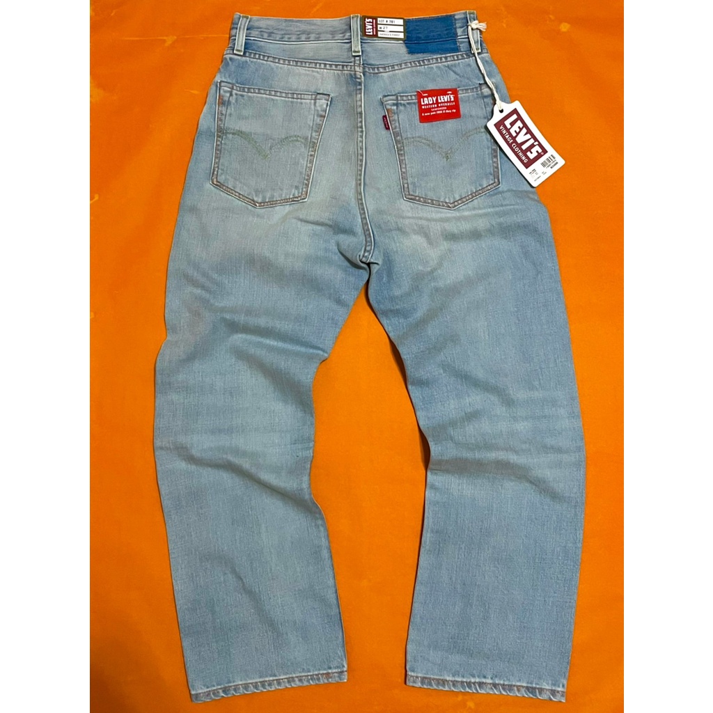 變色龍》全新Levi's Vintage Clothing LVC 701 女裝水洗刷白赤耳直筒