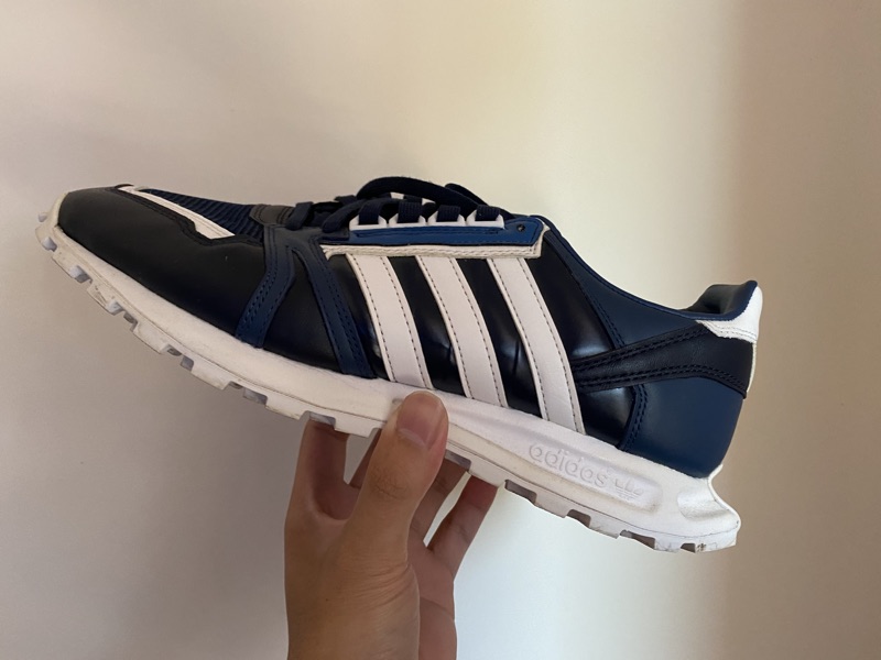 Adidas original white clearance mountaineering