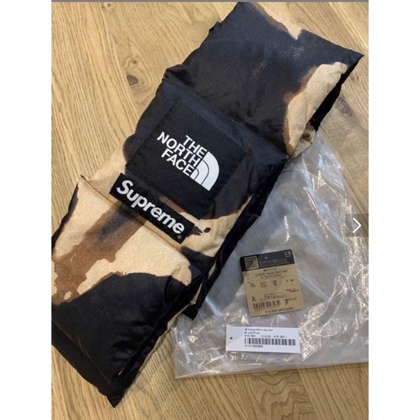 小物 Supreme The North Face Down Scarf 8018001380771_1.jpg?v=