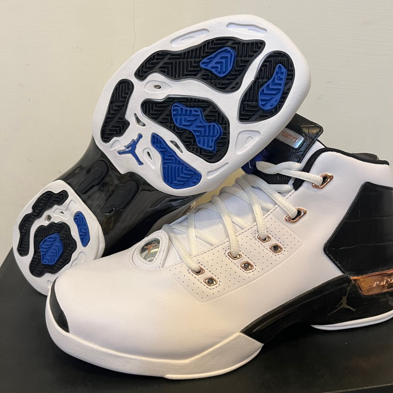 全新正品Nike Air Jordan 17+ 832816-122 US11 白黑金鱷魚皮收藏出清