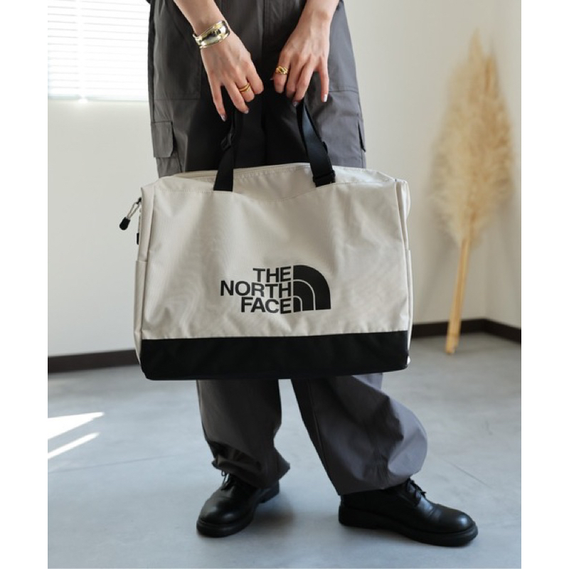 The North Face Light DUFFLE BAG 行李袋The North Face |Cargo Bag